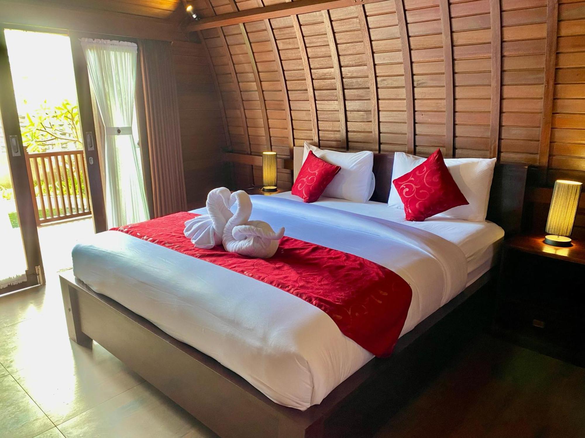Namika Bed & Breakfast *